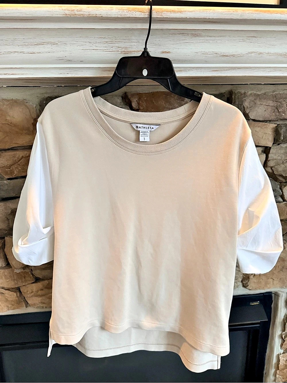 Athleta Harlow Hybrid Tee Short Sleeve Top Cream Small